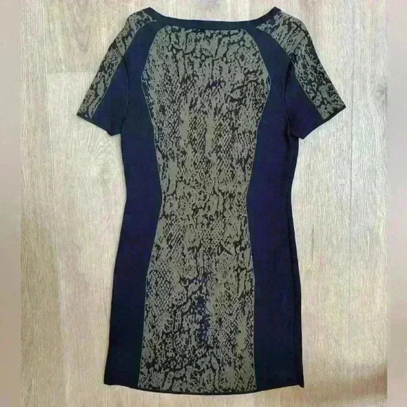 W118 By Walter Baker Walter Baker Collette Bodycon Snake Print Dress - Picture 4 of 5